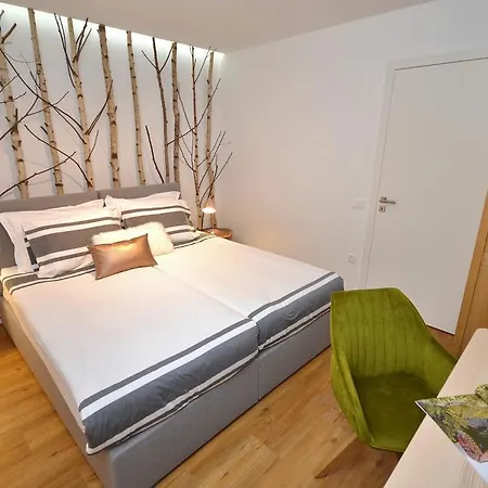 Apartmaji 43 * Tolmin